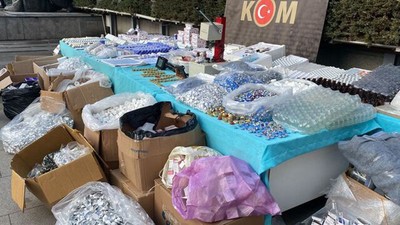 Sahte kanser ilacı imal eden çete çökertildi: 2 milyar TL'lik ürün ele geçirildi