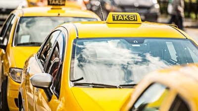 Taksi ücretlerine Uber ve BiTaksi zammı geldi! Komisyon tutarına şikayet yağıyor