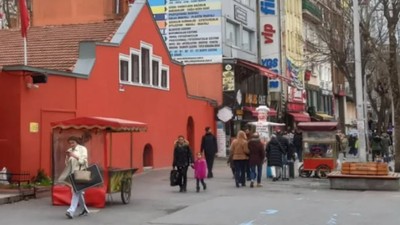 Kilisede maaş zammı krizi! Ayinler askıya alındı