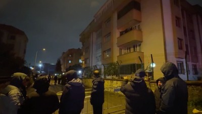 Tuzla’da duvarında çatlak oluşan bina boşaltıldı! AFAD ekipleri sevk edildi