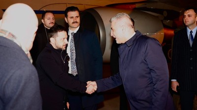 Ukrayna Devlet Başkanı Zelenskiy, Türkiye'ye geldi