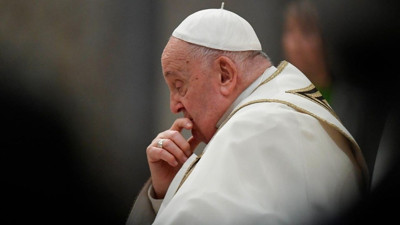 Vatikan’dan açıklama: Papa Franciscus'un tedavisinde değişikliğe gidildi