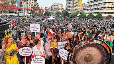 Adana’da çok renkli bir şölen: Portakal Çiçeği Karnavalı