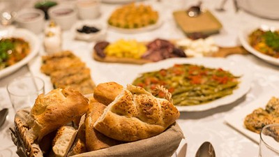 Ramazan'da nasıl beslenmeliyiz? İşte, uzmanından oruç tutanlar için beslenme önerileri