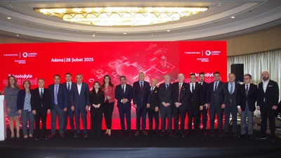 Vodafone ve TÜRKONFED dijitalleşme yolculuğuna Adana ile başladı