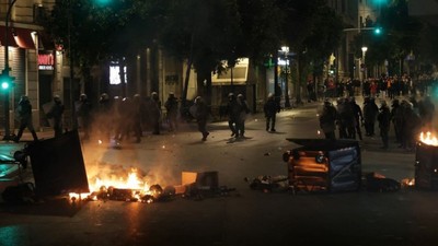 Yunanistan'da hükümete gensoru! Atina sokakları karıştı