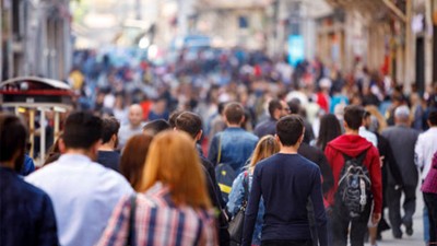 Metropoller alarm veriyor! Nüfus artışı hız kesmiyor, yaşam kalitesi düşüyor