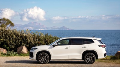 VW logolu suv’lara modern seçenek: Volkswagen Tayron