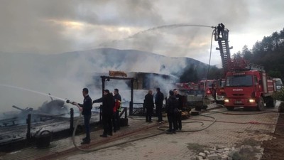 Bolu'da büyük korku: Grand Kartal yangınının ardından bir otelde daha alevler yükseldi