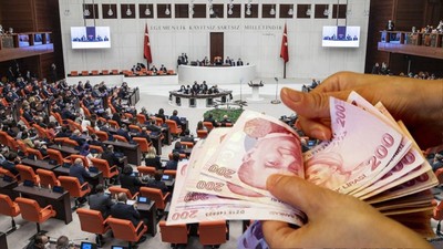 4 bin liralık emekli bayram ikramiyesi Meclis'te kabul edildi! Bin TL'lik fark ne zaman yatacak?