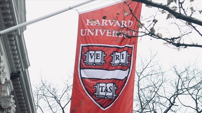Harvard Üniversitesi profesörleri Trump'a dava açtı