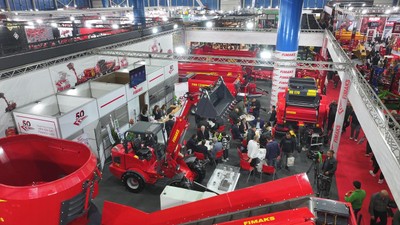 Fimaks, yeni teknoloji yem otomasyon merkezini tanıttı
