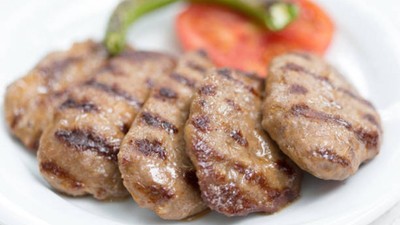 Gizli sır çözüldü! Anne köftesinin püf noktaları ortaya çıktı! İşte o nostaljik tarif