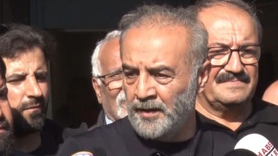 Yönetmen ve oyuncu Yılmaz Erdoğan, Sırrı Süreyya Önder’i ziyaret etti