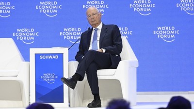Bir dönem sona erdi! Davos’un kurucusu Klaus Schwab istifa etti