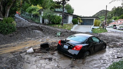 ABD'nin Oklahoma eyaletini sel ve fırtına vurdu: 5 kişi hayatını kaybetti