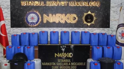 Bakan Yerlikaya duyurdu: 801 kilo metamfetamin ele geçirildi