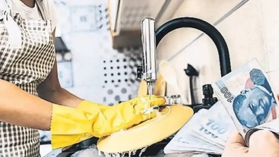 Ev kadınlarına emeklilik hakkı geliyor: Primlerin bir kısmını devlet ödeyecek