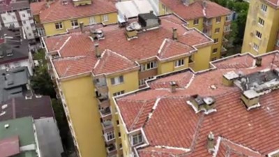 6.2’lik deprem sonrası Küçükçekmece’de bulunan bir sitenin görüntüsü korkuttu