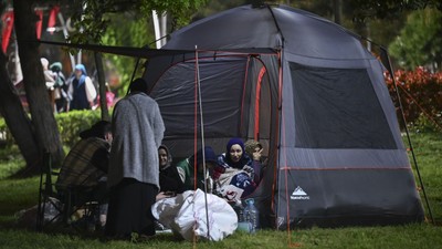 Kandilli Rasathanesi: Depremin şiddeti denizde 8, karada 4-5 olarak ölçüldü