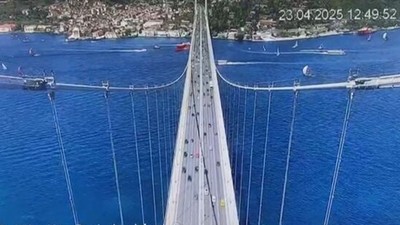 İstanbul depremi 15 Temmuz Şehitler Köprüsü'ne böyle yansıdı! İşte o anlar...
