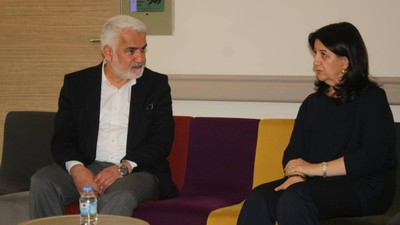 DEM Parti açıkladı: HÜDA PAR Genel Başkanı Yapıcıoğlu, Sırrı Süreyya Önder'i ziyaret etti