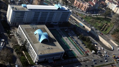 İBB operasyonlarında gözaltına alınan 4 kişi serbest bırakıldı