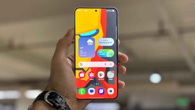 Samsung’dan emektar telefonunu sil baştan değiştiren güncelleme! Kimse bu kadar erken beklemiyordu