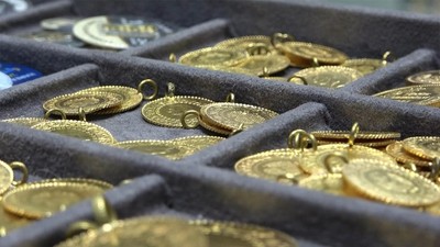Çeyrek, gram ve yarım altın fiyatları bugün ne kadar? (5 Mayıs 2025 güncel altın satış fiyatları)