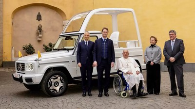 Papa ölmeden önce aracını Gazze'deki hasta çocukların tedavisi için bağışlamış