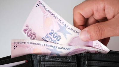 TCMB Başkanı Karahan'dan 'asgari ücrete ara zam' sorusuna yanıt
