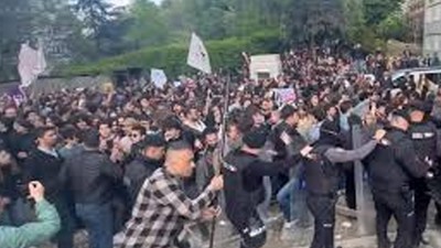 Boğaziçi Üniversitesi’nde Nureddin Yıldız protestosu: 6 öğrenci tutuklandı