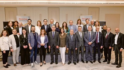 Paranın Yönü 1 yaşında