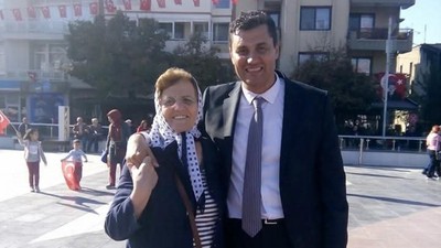 Acı haber sonrası fenalaştı: Ferdi Zeyrek'in annesi tedavi altına alındı
