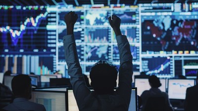 Borsa bayramdan güçlü döndü! Bu hisseler yatırımcısını uçurdu: Kimler yükseldi, kimler düştü?