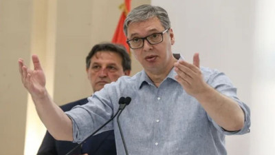 Sırbistan Cumhurbaşkanı Vucic: İsrail'e mühimmat satışını durdurduk