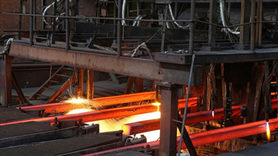 Alman çelik devi iş kesintisine gidiyor! 11.000 kişi işten çıkarılacak