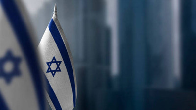 İsrail'de koalisyon ortağı Agudat Israel Partisi üyeleri de hükümetten çekildi