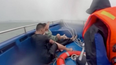 Turistleri taşıyan tur teknesi alabora oldu: 34 kişi öldü