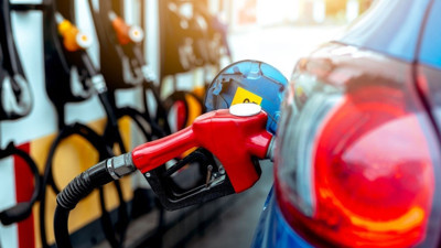 Akaryakıt yükünü hafifletin! Benzin ve motorinden tasarruf etmenizi sağlayacak 10 ipucu