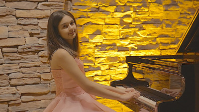 12 yaşındaki Elif Naz, Salzburg Mozarteum Üniversitesi’ne ikincilikle kabul edildi