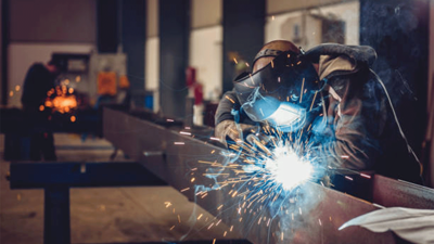İmalat PMI 9 ayın en düşük seviyesine geriledi