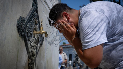 Sıcaklılar yedi kentte 40 dereceyi aştı