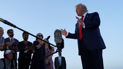 Trump’tan yeni ekonomi hamlesi: Gümrük vergilerinden vatandaşa pay verilecek