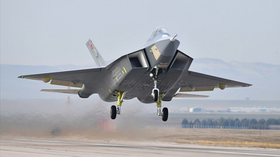 Newsweek: KAAN, F-35 savaş uçağıyla rekabet edebilir!