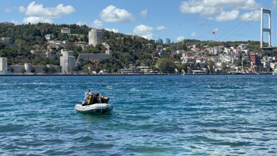 İstanbul Boğazı'nda kaybolan Rus yüzücü için arama çalışmaları sürüyor