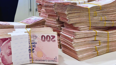 Gelir uçurumu büyüyor: Türkiye'de milyonerlerin sayısı ve serveti katlandı!