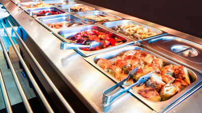 Üniversitelilerin KYK bursu 3 öğüne yetmiyor! Günlük yemek masrafı 200 TL’yi aştı