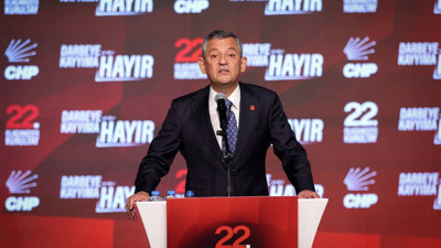 CHP Genel Başkanı Özgür Özel, geçerli oyun tamamını alarak yeniden Genel Başkan seçildi