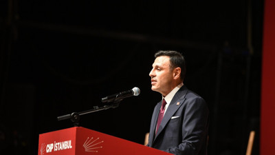 CHP Olağanüstü İstanbul İl Kongresi’nde tek aday olan Özgür Çelik, yeniden CHP İstanbul İl Başkanı seçildi